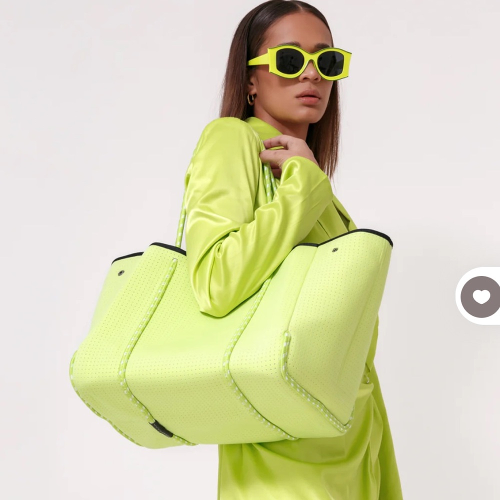 POPUPS brand Every day tote in neon green!